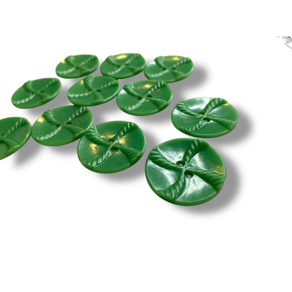 Lot of 11 Green Midcentury Buttons Acrylic Rope Design 1" (27mm) - Picture 3 of 7